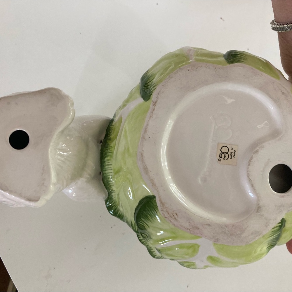 Bunny and cabbage dish, Department 56 - Picture 4 of 4